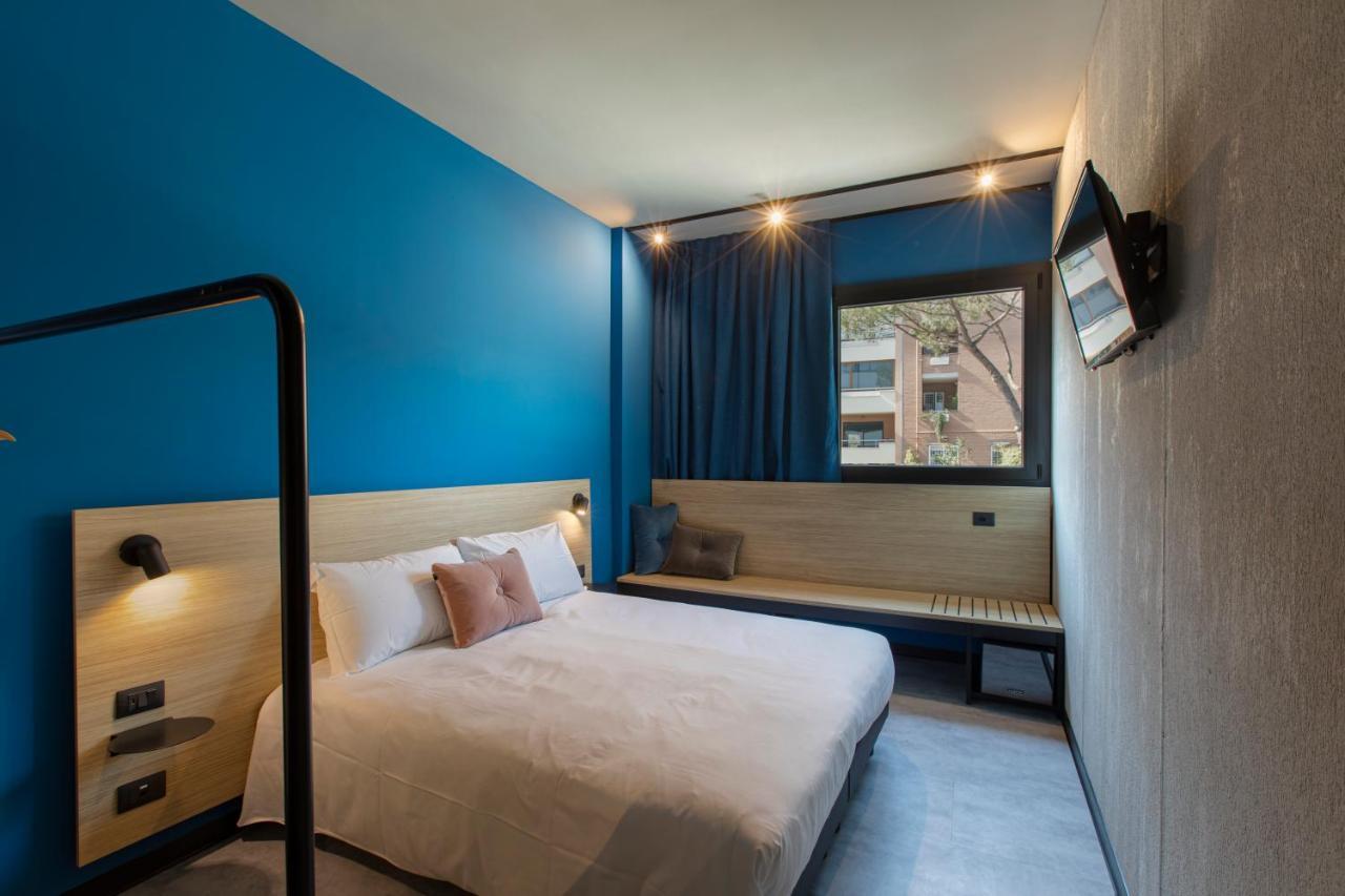 ホテル Ibis Styles Roma Aurelia エクステリア 写真