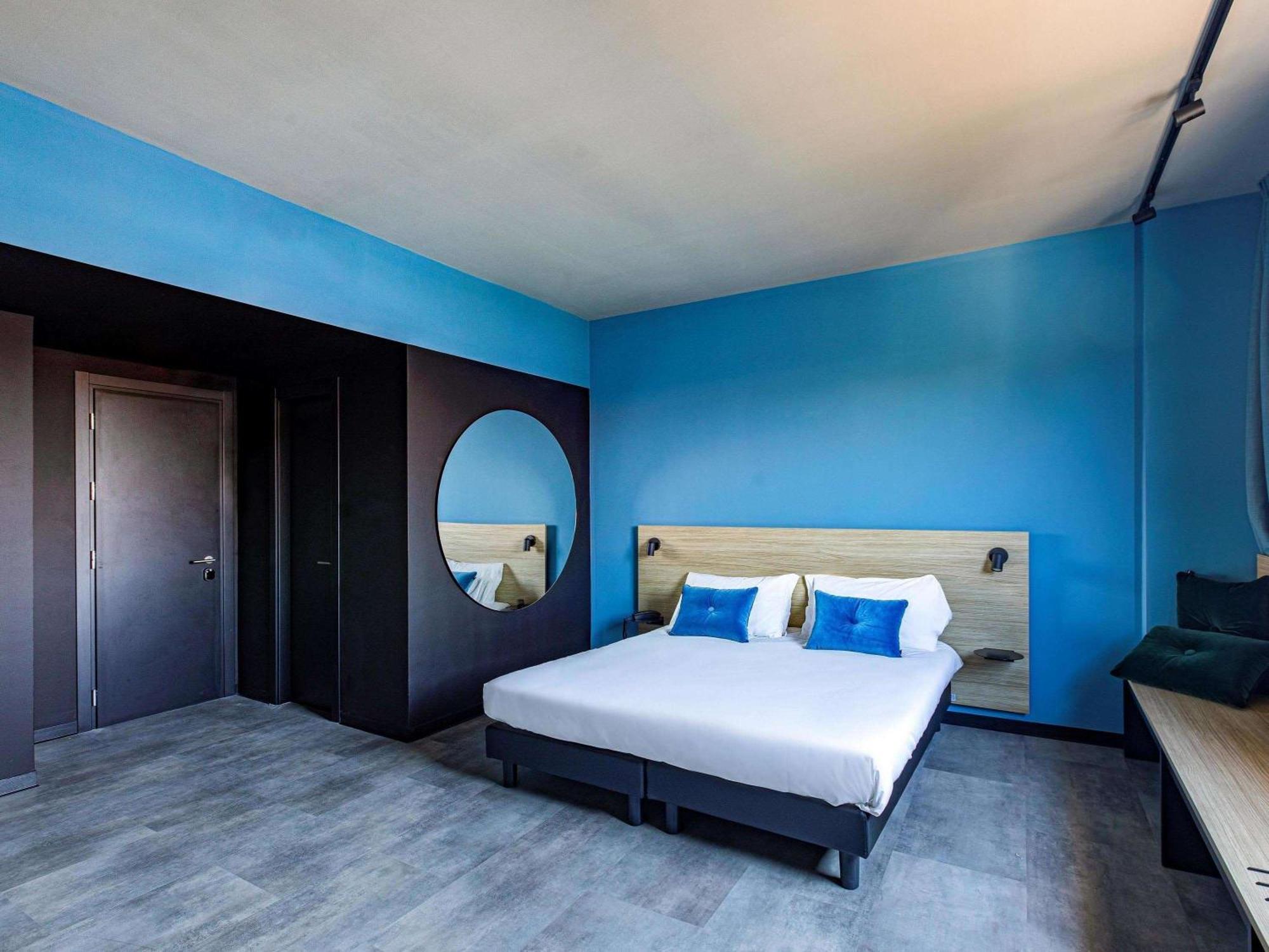 ホテル Ibis Styles Roma Aurelia エクステリア 写真