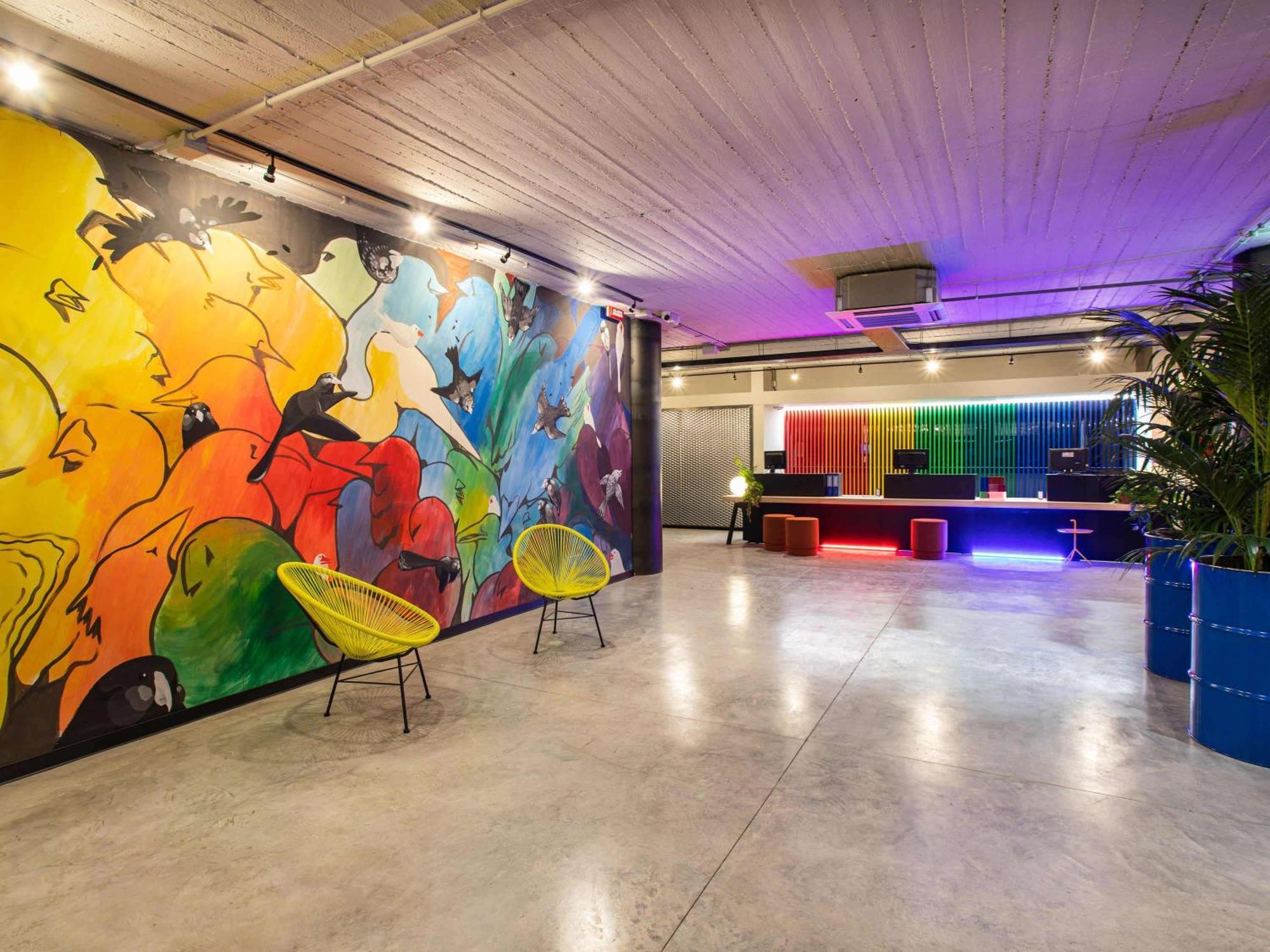 ホテル Ibis Styles Roma Aurelia エクステリア 写真