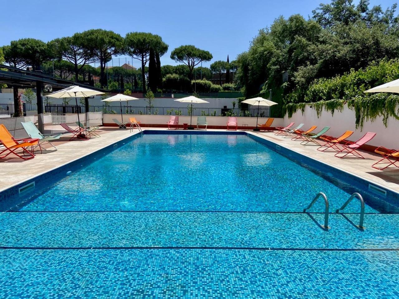 ホテル Ibis Styles Roma Aurelia エクステリア 写真