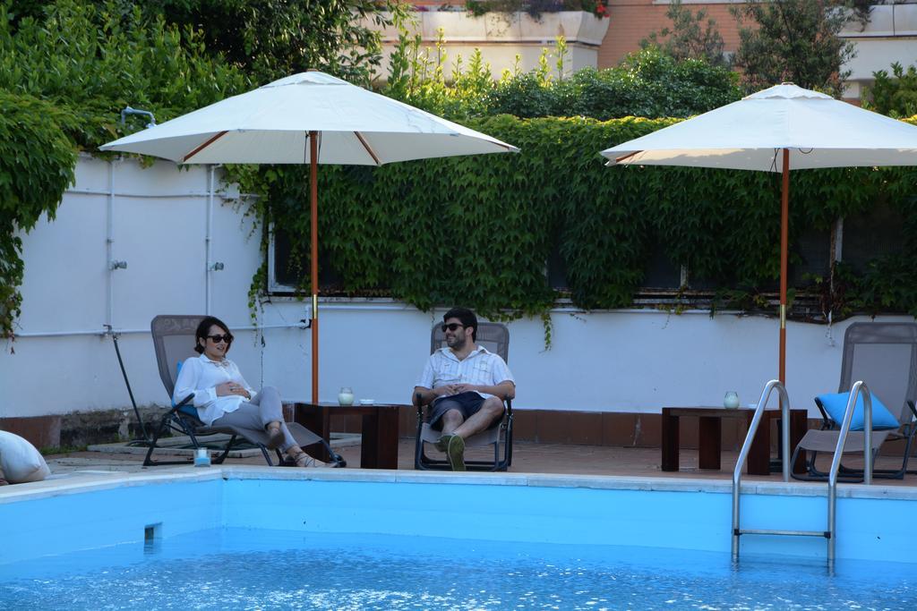 ホテル Ibis Styles Roma Aurelia エクステリア 写真